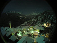 Knopf-t-Trbel-oben-Grchen-Nacht-Schnee-Fischauge_1