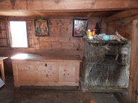 Knopf-t_Walliserhaus-alt_18