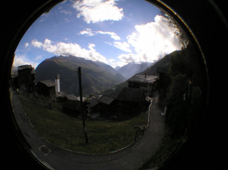 t-Webcam_11-10-14_1549_2