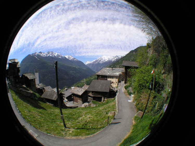 t-Webcam_14-05-15_1035 t-Webcam_14-05-15_1035