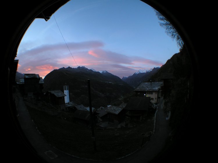 t-Webcam_20-10-14_0740-dunkel