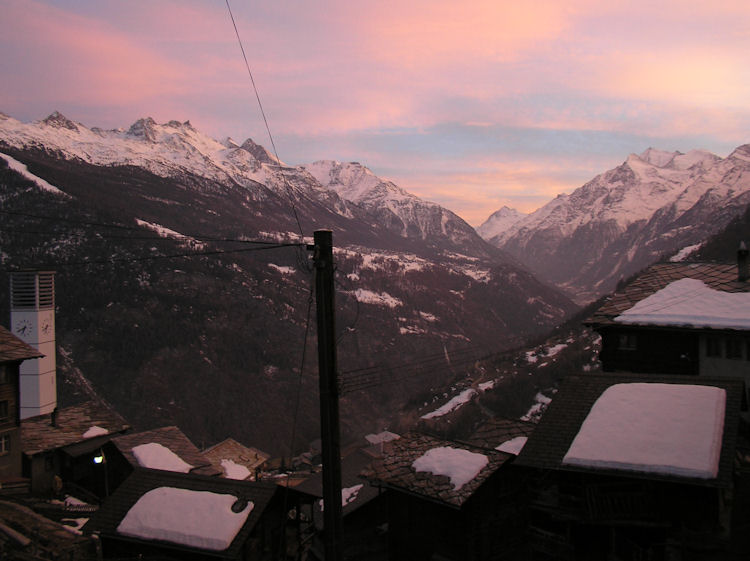 t-webcam-12-03_Abendsonne-Abendrot-Mattertal