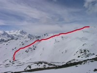 t_Knopf_Augstbordtlli-Schneehang-Aufstieg_3-Wegzeichen