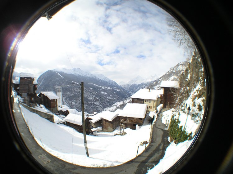 t_Webcam-03-03-14_0937