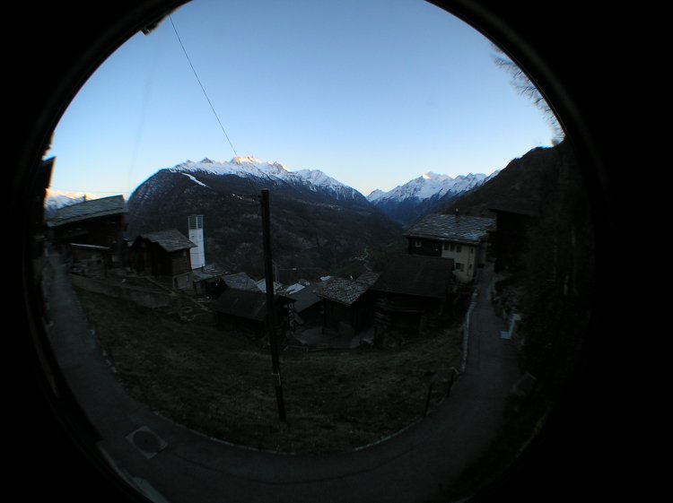 t_Webcam-FA_05-05-16_2033-hell t_Webcam-FA_05-05-16_2033-hell