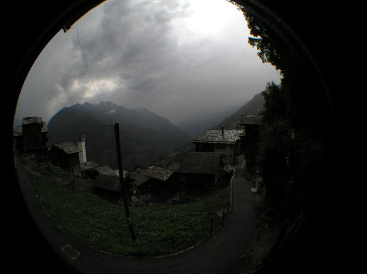 t_Webcam-FA_09-08-15_1514-dunkel t_Webcam-FA_09-08-15_1514-dunkel