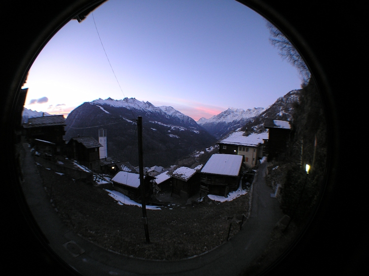 t_Webcam_04-01-19_0754