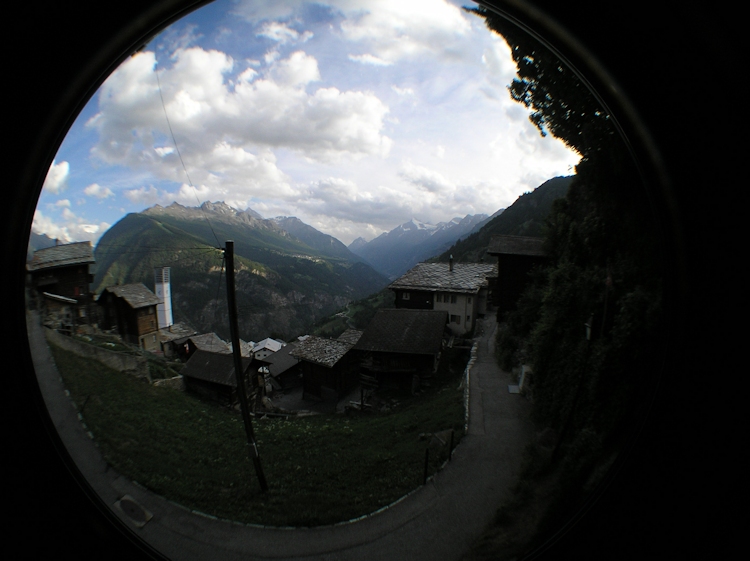 t_Webcam_06-07-19_1937