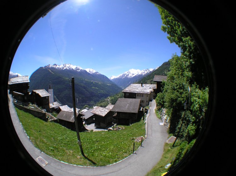 t_Webcam_10-06-16_1255