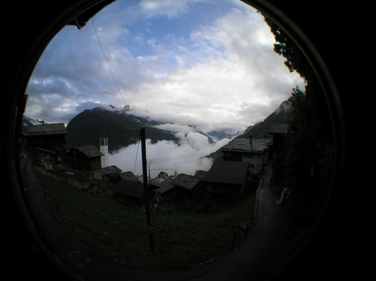 t_Webcam_11-06-16_0716