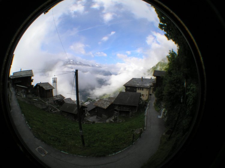 t_Webcam_12-06-16_0810