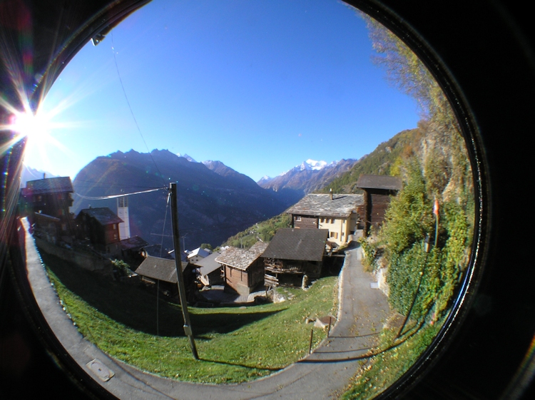 t_Webcam_13-10-17_0951-Sonne t_Webcam_13-10-17_0951-Sonne