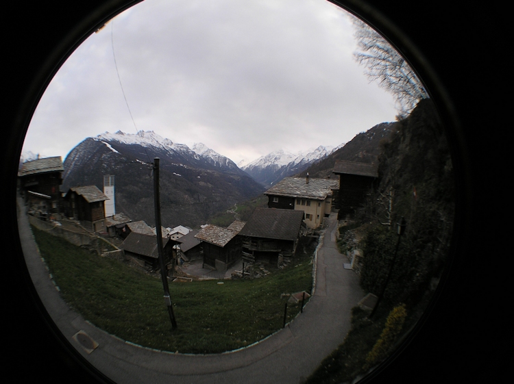 t_Webcam_19-04-19_1928 t_Webcam_19-04-19_1928