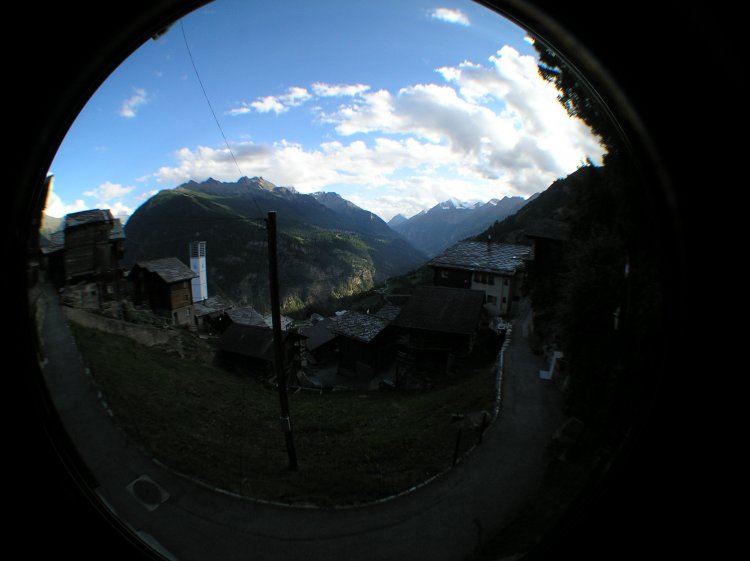 t_Webcam_22-08-15_1827 t_Webcam_22-08-15_1827