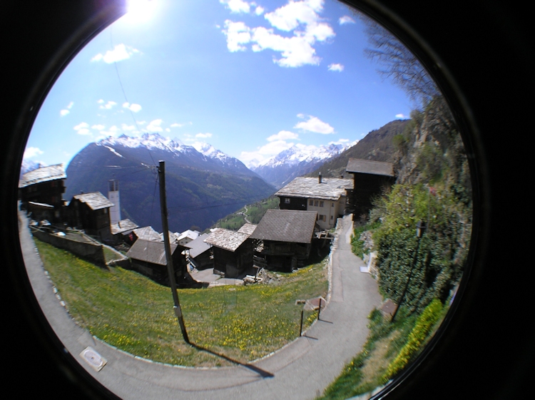 t_Webcam_24-04-20_1212 t_Webcam_24-04-20_1212