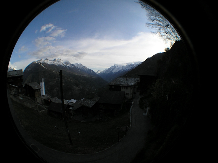 t_Webcam_24-04-20_1831 t_Webcam_24-04-20_1831