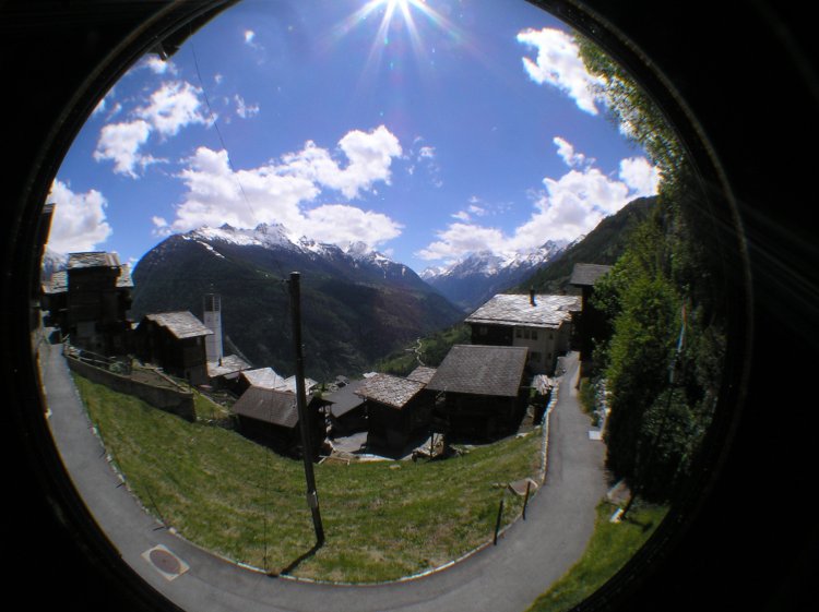 t_Webcam_24-05-14_1404_Sonnenstrahlen