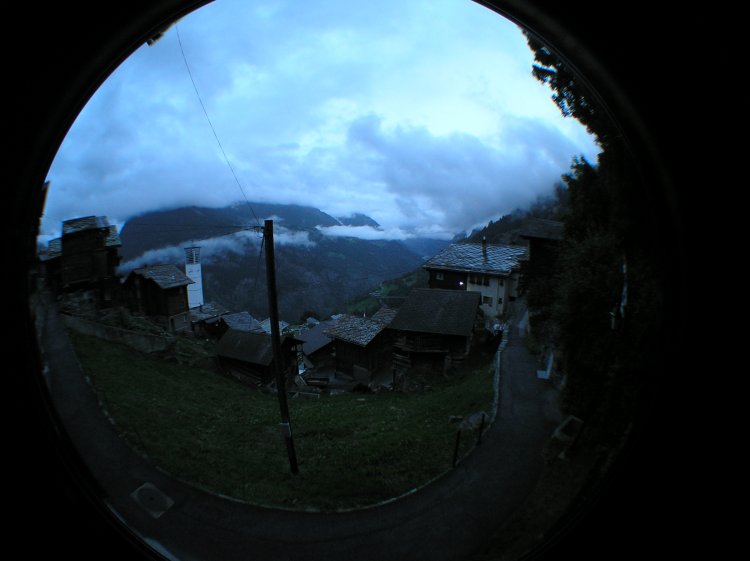 t_Webcam_24-08-15_2011 t_Webcam_24-08-15_2011