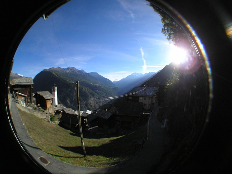 t_Webcam_24-09-18_1723 t_Webcam_24-09-18_1723