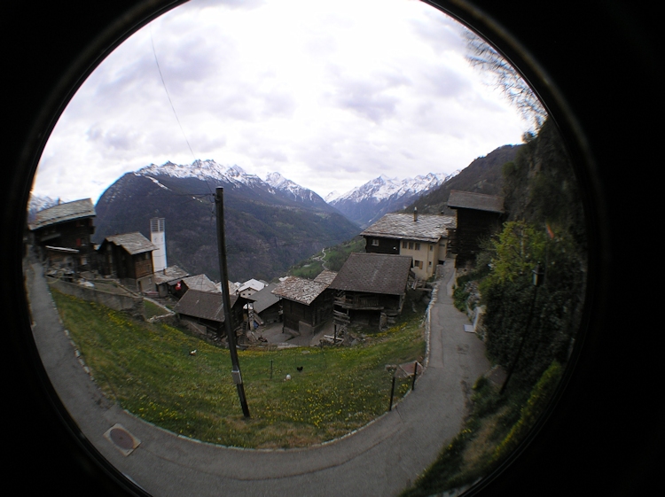 t_Webcam_25-04-20_1328 t_Webcam_25-04-20_1328