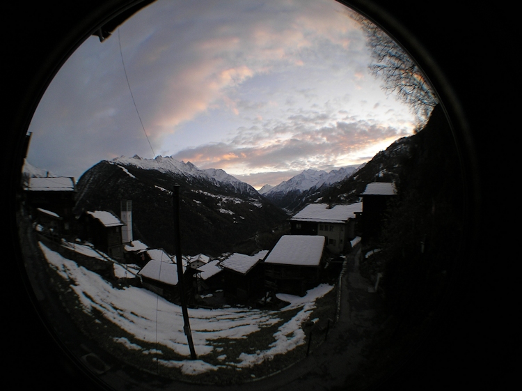 t_Webcam_25-11-19_1640 t_Webcam_25-11-19_1640