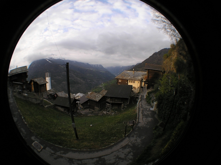 t_Webcam_26-04-20_0746 t_Webcam_26-04-20_0746