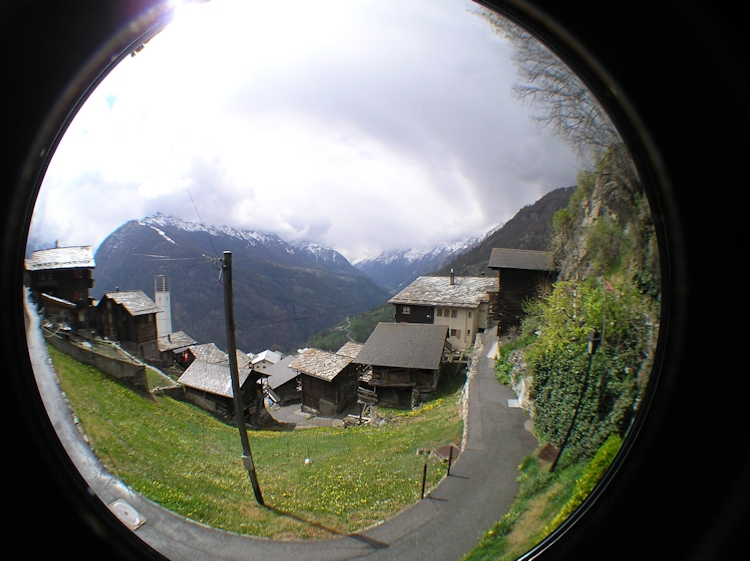 t_Webcam_26-04-20_1205 t_Webcam_26-04-20_1205