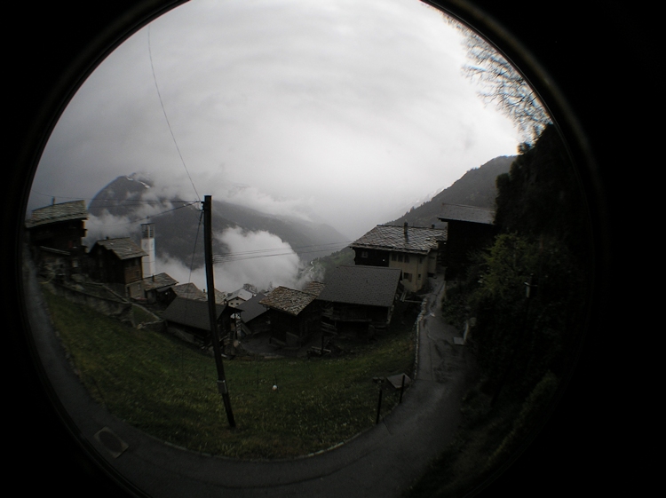 t_Webcam_26-04-20_1806 t_Webcam_26-04-20_1806