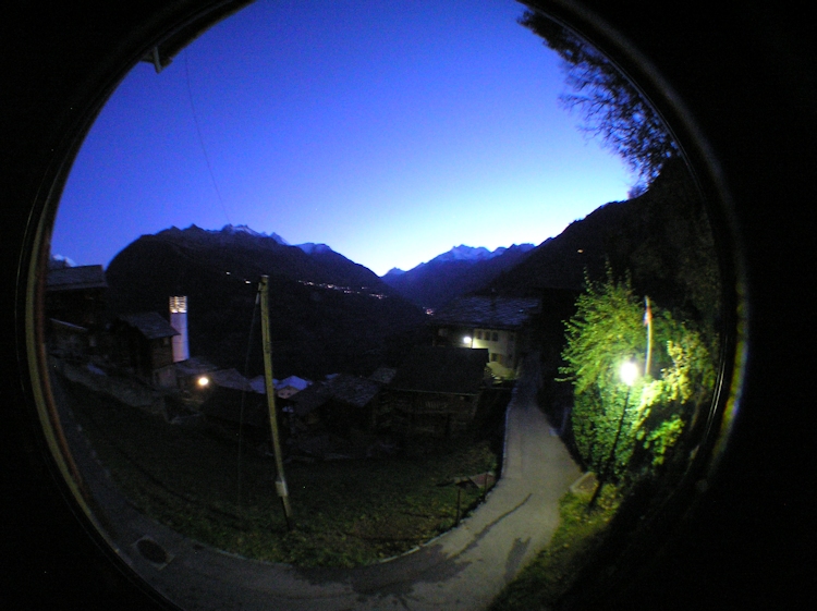 t_Webcam_26-10-19_1858 t_Webcam_26-10-19_1858