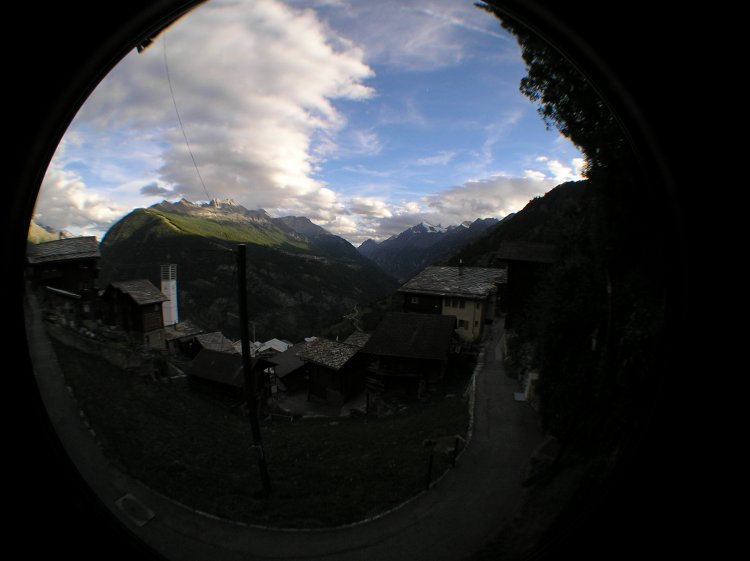 t_Webcam_28-07-17_1954 t_Webcam_28-07-17_1954