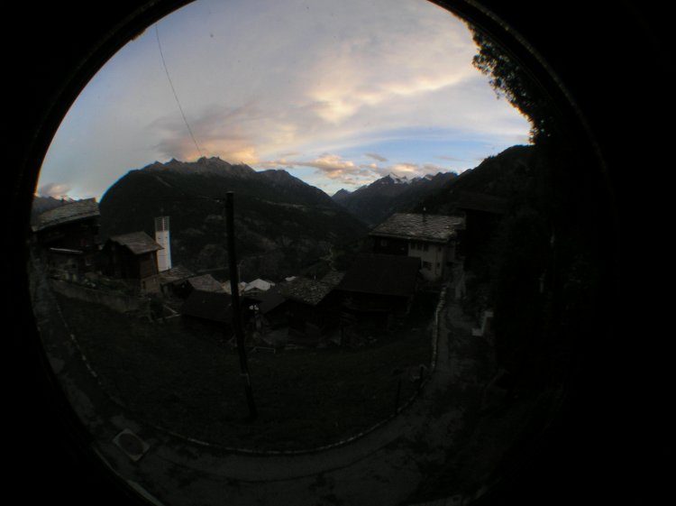 t_Webcam_29-07-17_2049 t_Webcam_29-07-17_2049